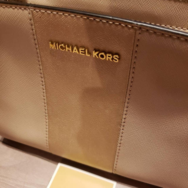 Michael Kors(マイケルコース)のマイケルコース⭐︎ショルダーバック　美品 レディースのバッグ(ショルダーバッグ)の商品写真