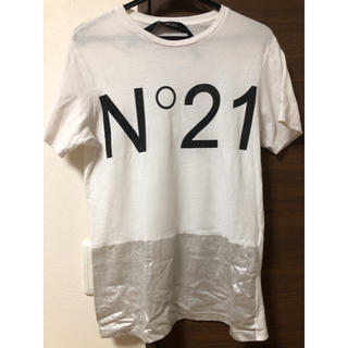 ヌメロヴェントゥーノ(N°21)のヌメロ　Tシャツ(Tシャツ/カットソー(半袖/袖なし))