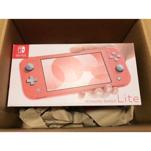 【新品未使用】Nintendo Switch Lite コーラル