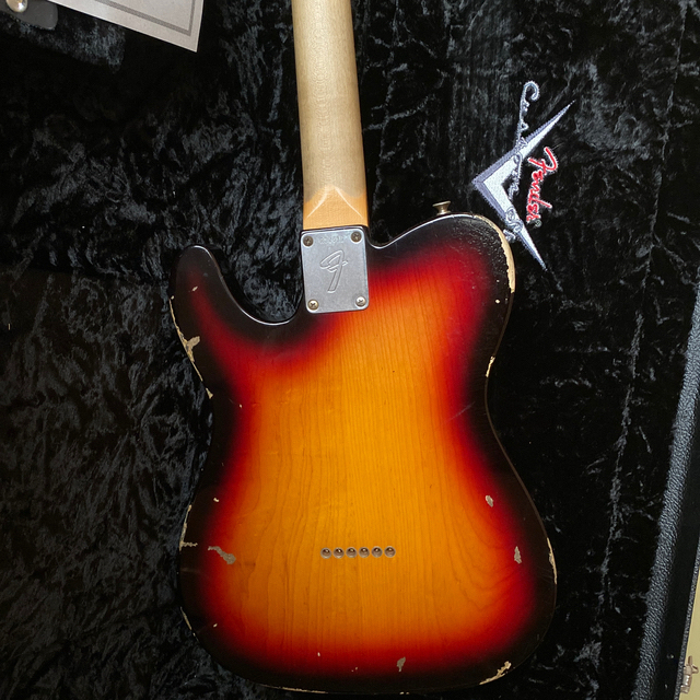 Fender(フェンダー)のmusicman 44様専用　fender custom shop tele 楽器のギター(エレキギター)の商品写真