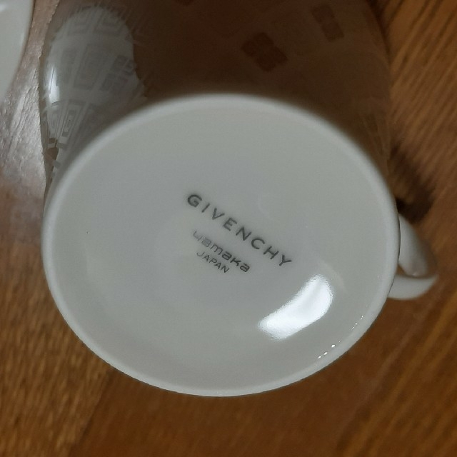 GIVENCHY(ジバンシィ)のGIVENCHY コーヒーカップ＆ソーサー(ペア) インテリア/住まい/日用品のキッチン/食器(食器)の商品写真