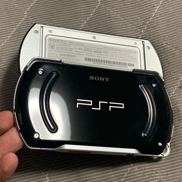 PSP GO 比較的美品　送料無料