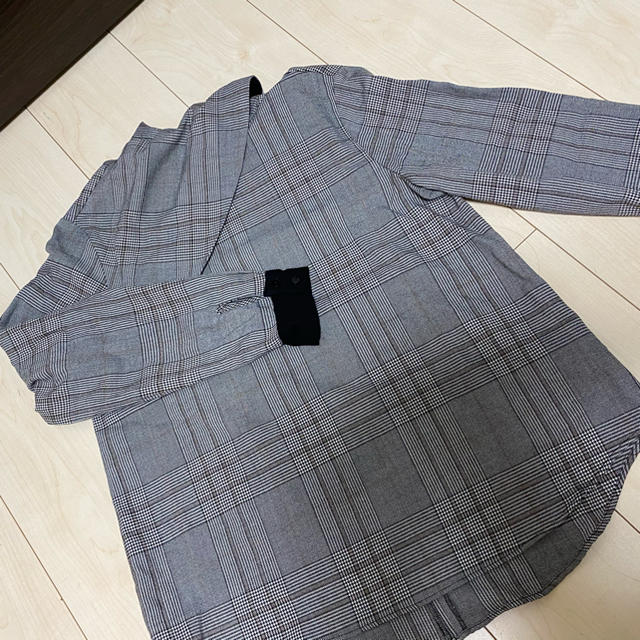 ZARA(ザラ)のZARA トップス 襟元変形 ⭐️ レディースのトップス(カットソー(長袖/七分))の商品写真