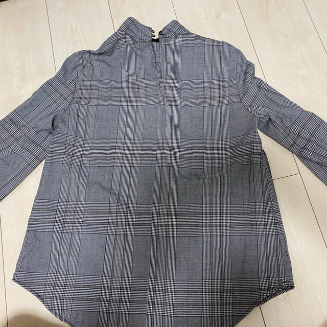 ZARA(ザラ)のZARA トップス 襟元変形 ⭐️ レディースのトップス(カットソー(長袖/七分))の商品写真