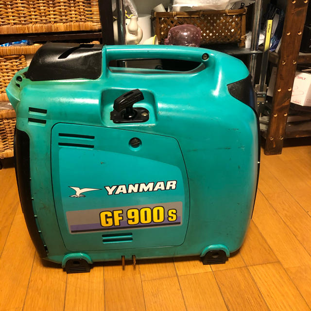 ヤンマー　発電機900w エンジン一発始動　50/60hz