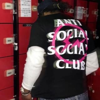 フラグメント(FRAGMENT)のFragment x Assc Bolt pink Tee ピンク(Tシャツ/カットソー(半袖/袖なし))