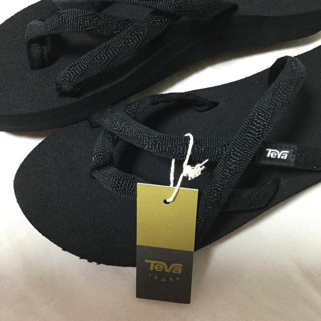 BEAUTY&YOUTH UNITED ARROWS(ビューティアンドユースユナイテッドアローズ)のＴＥＶＡ　テバ　ＯＬＯＷＡＨＵ　オロワフサンダル  24cm レディースの靴/シューズ(サンダル)の商品写真