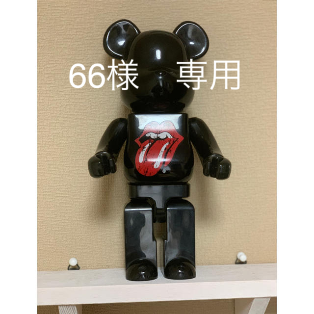 ローリングストーンズ ベアブリック 400% | フリマアプリ ラクマ が登場 ベアブリック ローリングストーンズ キャラクターグッズ