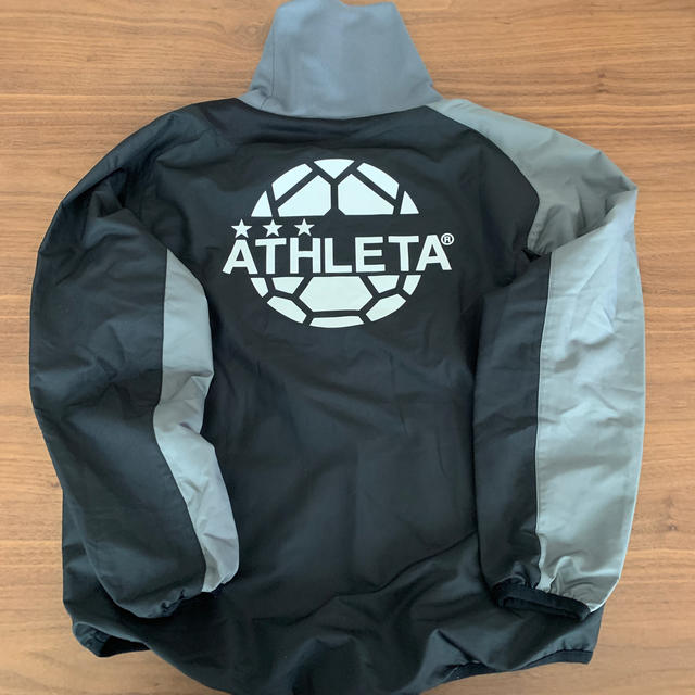 ATHLETA(アスレタ)のテト様専用　美品　ATHLETA アスレタ　ピステ　ウィンドブレーカー スポーツ/アウトドアのサッカー/フットサル(ウェア)の商品写真