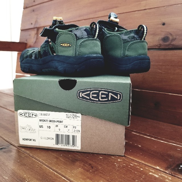 KEEN(キーン)のKEEN　ニューポート　エイチツー   17センチ キッズ/ベビー/マタニティのキッズ靴/シューズ(15cm~)(サンダル)の商品写真