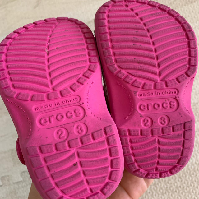 crocs(クロックス)の☆お値下げ☆クロックス キッズ/ベビー/マタニティのベビー靴/シューズ(~14cm)(サンダル)の商品写真