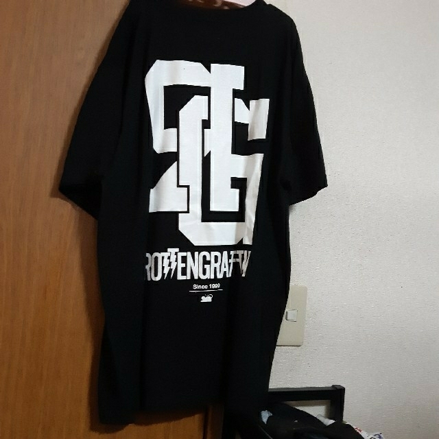 ROTTENTシャツ、ゲリラライブステッカーつき エンタメ/ホビーのタレントグッズ(ミュージシャン)の商品写真