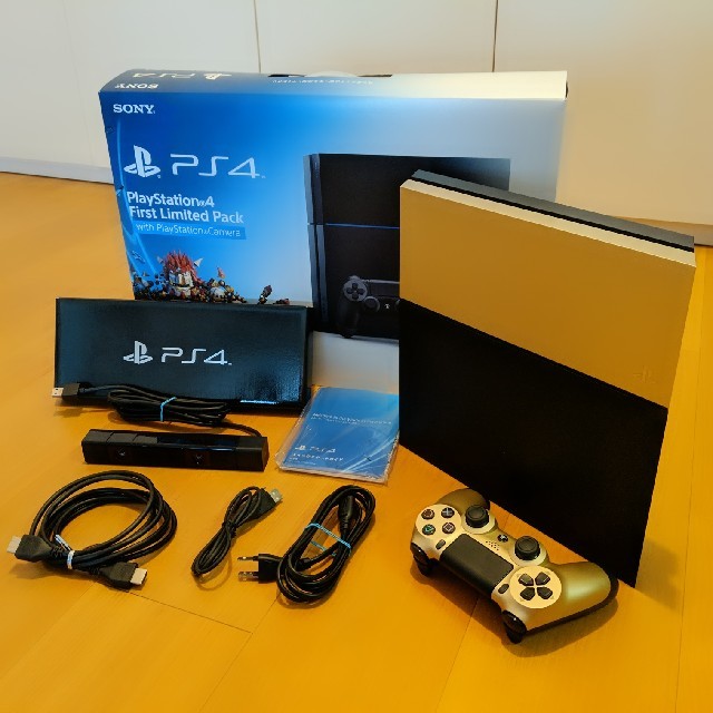 PS4】 First Limited Pack with PS Camera - 家庭用ゲーム機本体