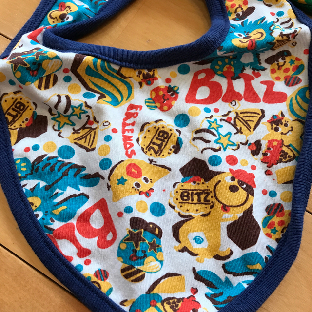 Bit'z(ビッツ)のBit'z スタイ　３枚セット キッズ/ベビー/マタニティのこども用ファッション小物(ベビースタイ/よだれかけ)の商品写真