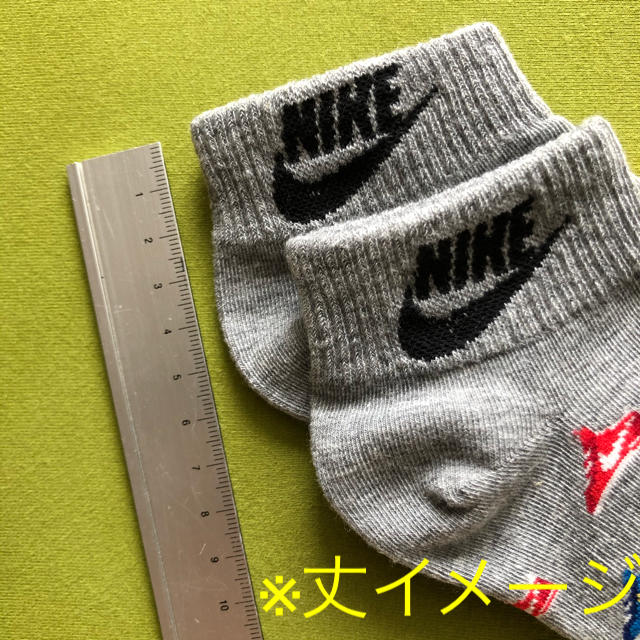 NIKE(ナイキ)の【ナイキ】 NBスニーカー柄‼️キッズ靴下 2足組 NK-16⑤NB 15-20 キッズ/ベビー/マタニティのこども用ファッション小物(靴下/タイツ)の商品写真