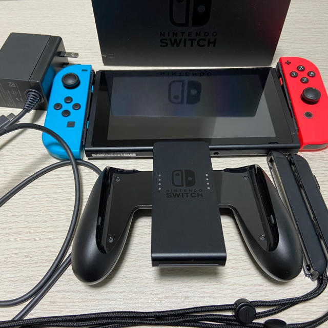 【5日まで値下げ】Nintendo Switch本体＋ソフト３本