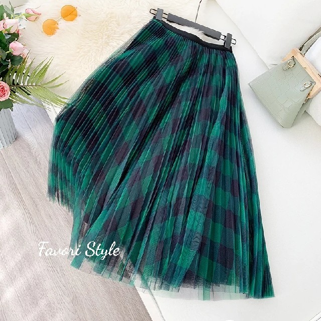 FRAY I.D(フレイアイディー)のgreen × black  チュールスカート レディースのスカート(ロングスカート)の商品写真