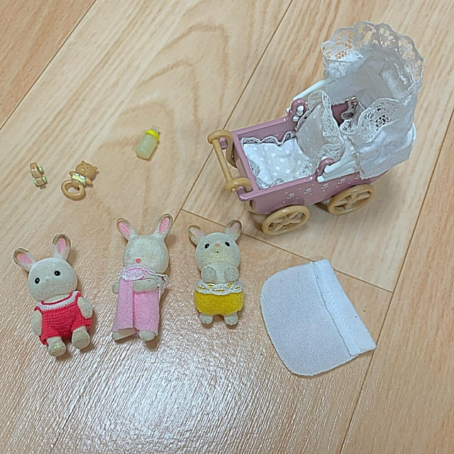 Epoch シルバニアファミリー 赤ちゃん 乳母車 おもちゃセットの通販 By とことこ S Shop エポックならラクマ Epoch シルバニアファミリー 赤ちゃん 乳母車 おもちゃセットの通販 By とことこ S Shop エポックならラクマ