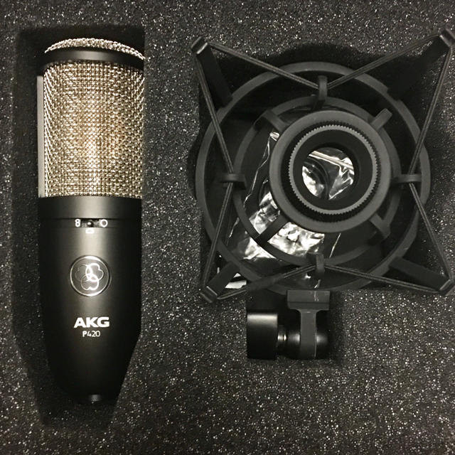 AKG P420 コンデンサーマイク 新品同様 AKG P420 コンデンサーマイク 新品同様