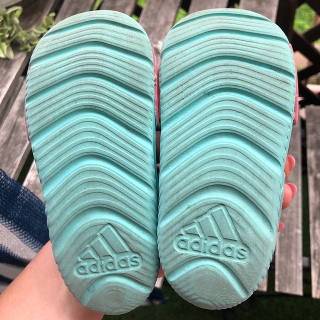 adidas(アディダス)のadidas ベビーサンダル　14センチ キッズ/ベビー/マタニティのベビー靴/シューズ(~14cm)(サンダル)の商品写真