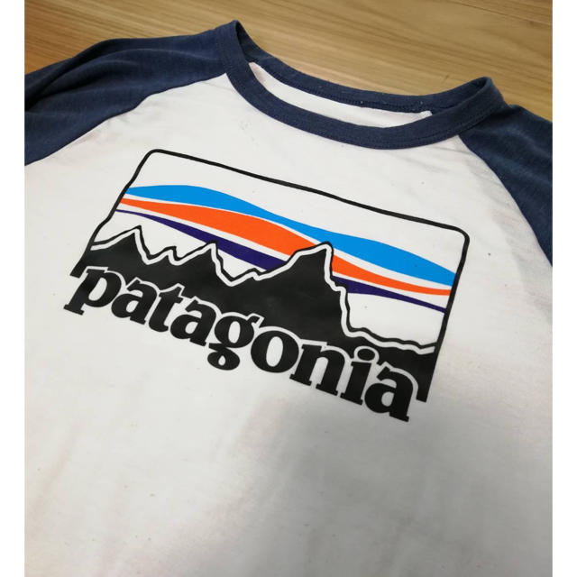 patagonia(パタゴニア)のPatagonia  ラッシュガード（1） キッズ/ベビー/マタニティのキッズ服男の子用(90cm~)(水着)の商品写真