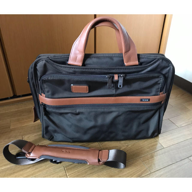 TUMI ALPHA2 オーガナイザー・ポートフォリオブリーフ エスプレッソ