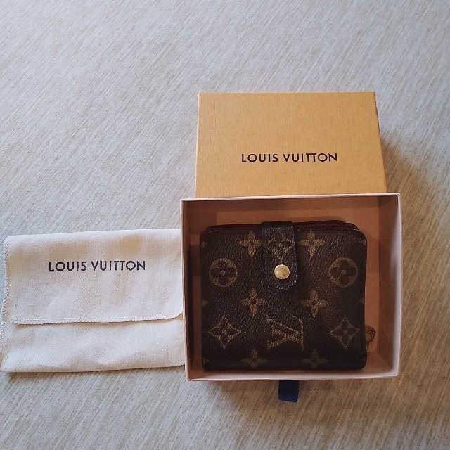 LOUIS VUITTON(ルイヴィトン)のルイヴィトン　折りたたみ財布 メンズのファッション小物(折り財布)の商品写真