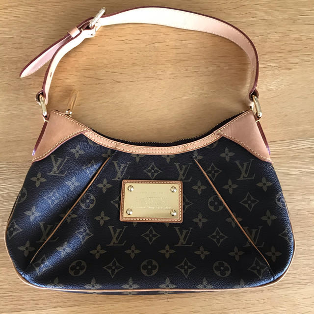 LOUIS VUITTON(ルイヴィトン)の◎ルイ　ヴィトン◎ テムズ　PM モノグラム レディースのバッグ(ショルダーバッグ)の商品写真