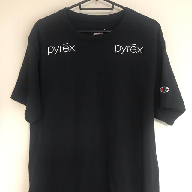 PYREX VISION Tシャツ 黒 オフホワイト off-whiteTシャツ/カットソー(半袖/袖なし)