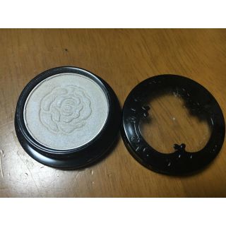 アナスイ(ANNA SUI)の【新品未使用】アナスイ アイシャドウ❤︎(アイシャドウ)