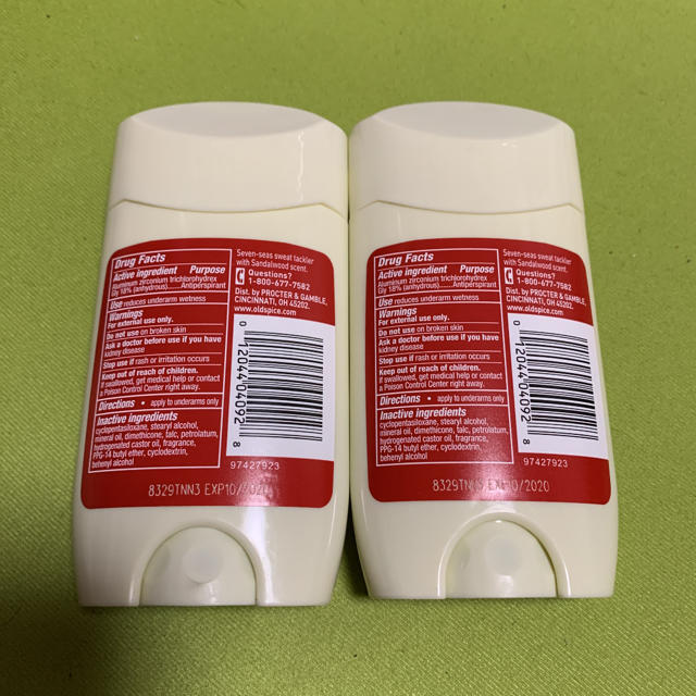 P&G(ピーアンドジー)の【mmoa様専用】Old spice citron 2.6oz 73g コスメ/美容のボディケア(制汗/デオドラント剤)の商品写真