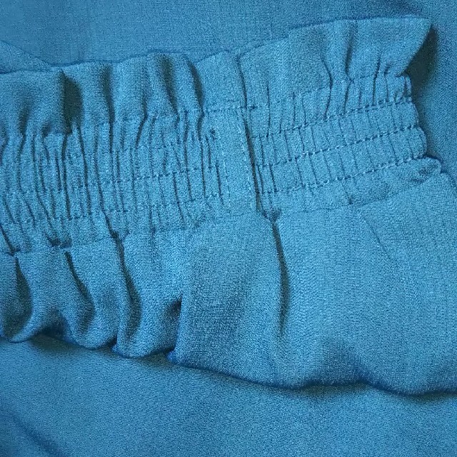 しまむら(シマムラ)のブルーグリーンのミモレ丈スカート レディースのスカート(ロングスカート)の商品写真