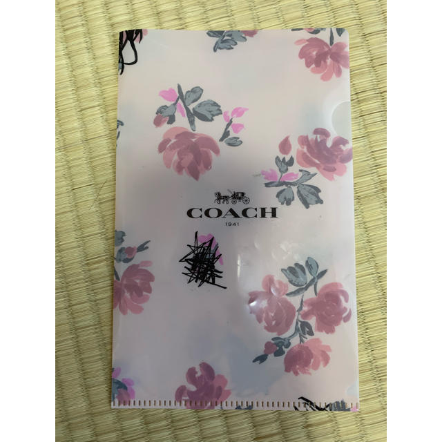 COACH(コーチ)の雑誌付録coach クリアファイル二枚 エンタメ/ホビーのアニメグッズ(クリアファイル)の商品写真