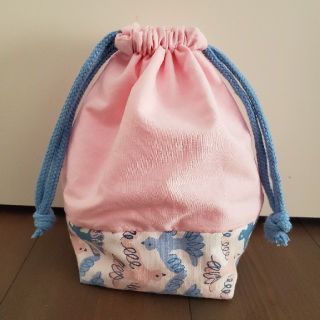 コップ袋　巾着袋　ハンドメイド(バッグ/レッスンバッグ)