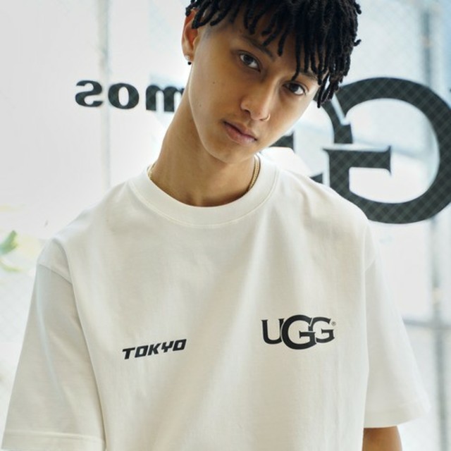 【限定】【完売品】UGG ✕ atmos TOKYO BIG Tee LTシャツ/カットソー(半袖/袖なし)