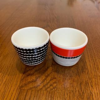マリメッコ(marimekko)の【マリーちゃんさん専用】marimekko マリメッコ　エッグカップ2個セット(グラス/カップ)