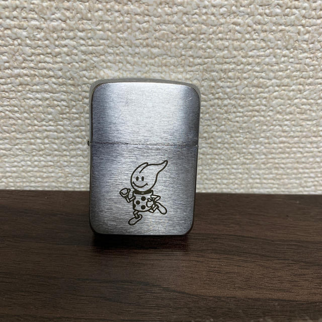 ZIPPO(ジッポー)のzippo  ZIPPO ライター　喫煙　タバコ　煙草 メンズのファッション小物(タバコグッズ)の商品写真