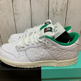 ナイキ(NIKE)のNIKE SB DUNK(スニーカー)