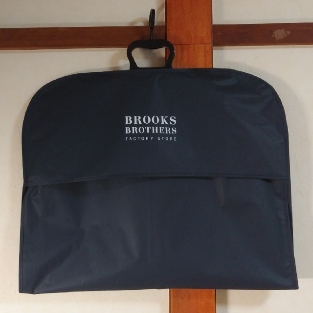 Brooks Brothers(ブルックスブラザース)のBROOKSBROTHERS　スーツカバー インテリア/住まい/日用品の日用品/生活雑貨/旅行(旅行用品)の商品写真