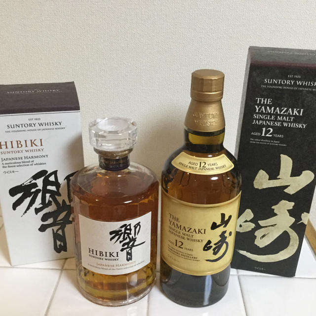 サントリー 山崎12年 / 響 化粧箱付き (2本セット)