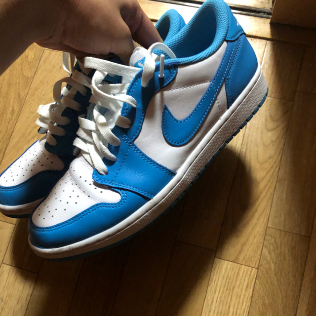 NIKE(ナイキ)のNike SB Air Jordan 1 Low UNC メンズの靴/シューズ(スニーカー)の商品写真