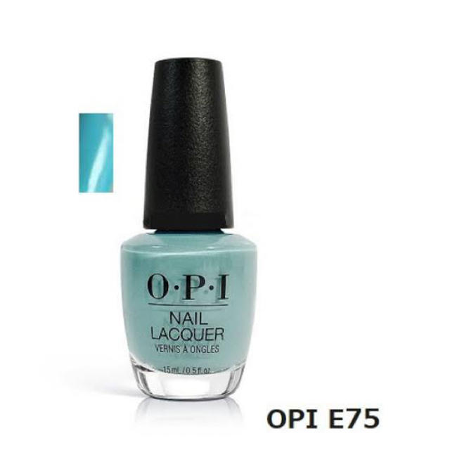 OPI(オーピーアイ)のO•P•I ネイルラッカー& ベーストップコート set☆ コスメ/美容のネイル(マニキュア)の商品写真