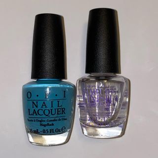 オーピーアイ(OPI)のO•P•I ネイルラッカー& ベーストップコート set☆(マニキュア)