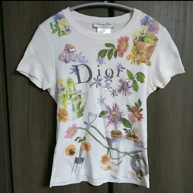 Christian Dior(クリスチャンディオール)のMm♥様専用　花柄　Tシャツ　　サイズS    送料無料 レディースのトップス(Tシャツ(半袖/袖なし))の商品写真