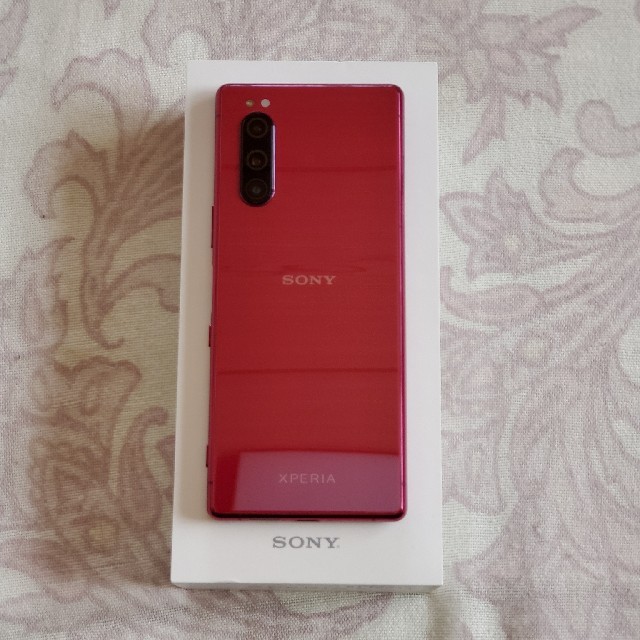 SONY Xperia 5 J9210 Dual Sim 128GB RED【シムフリー】の通販 by ラクマ's shop｜ソニーならラクマ - 日本製