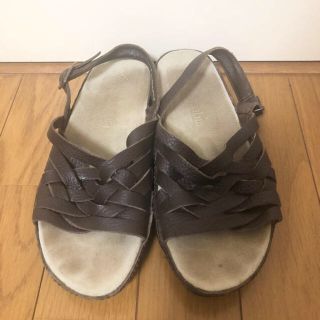 Columbia(サンダル ・ ブラウン/茶色系)のフリマアイテム一覧 Columbia(サンダル ・ ブラウン/茶色系)のフリマアイテム一覧