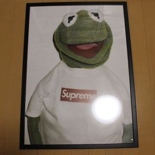 シュプリーム(Supreme)のT様専用 新品 Supreme カーミット ケイトモス 黒額付ポスター(ポスター)