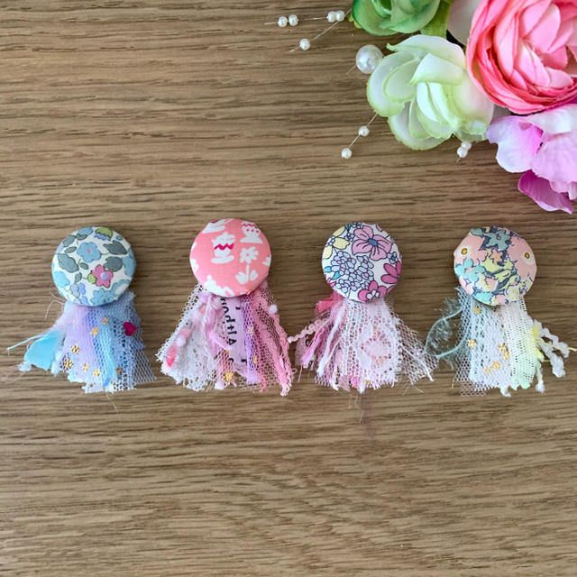 ミニくるみボタンとタッセルのヘアゴム ☆ リバティ