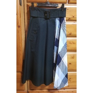 バーバリーブルーレーベル(BURBERRY BLUE LABEL)のブルーレーベルクレストブリッジ エアリーツイルスカート 36(ひざ丈スカート)