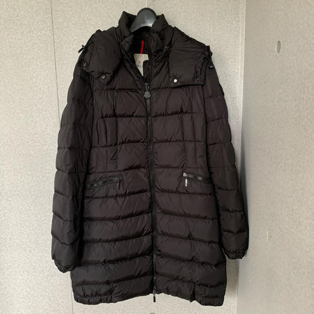 MONCLER ダウンコート